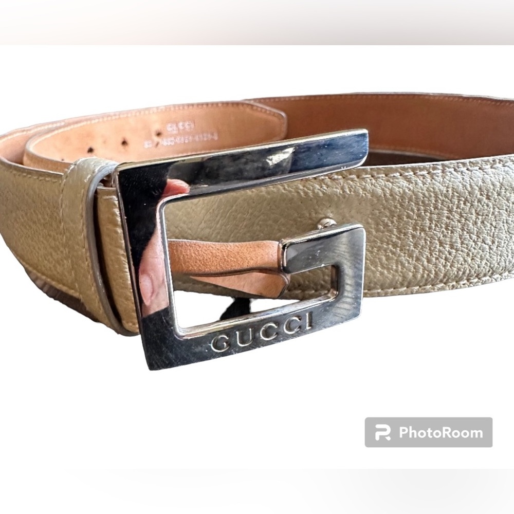 HOST PICK 🥳 GUCCI Leather Textured Silver Buckle Ivory Belt 29-31 Inches